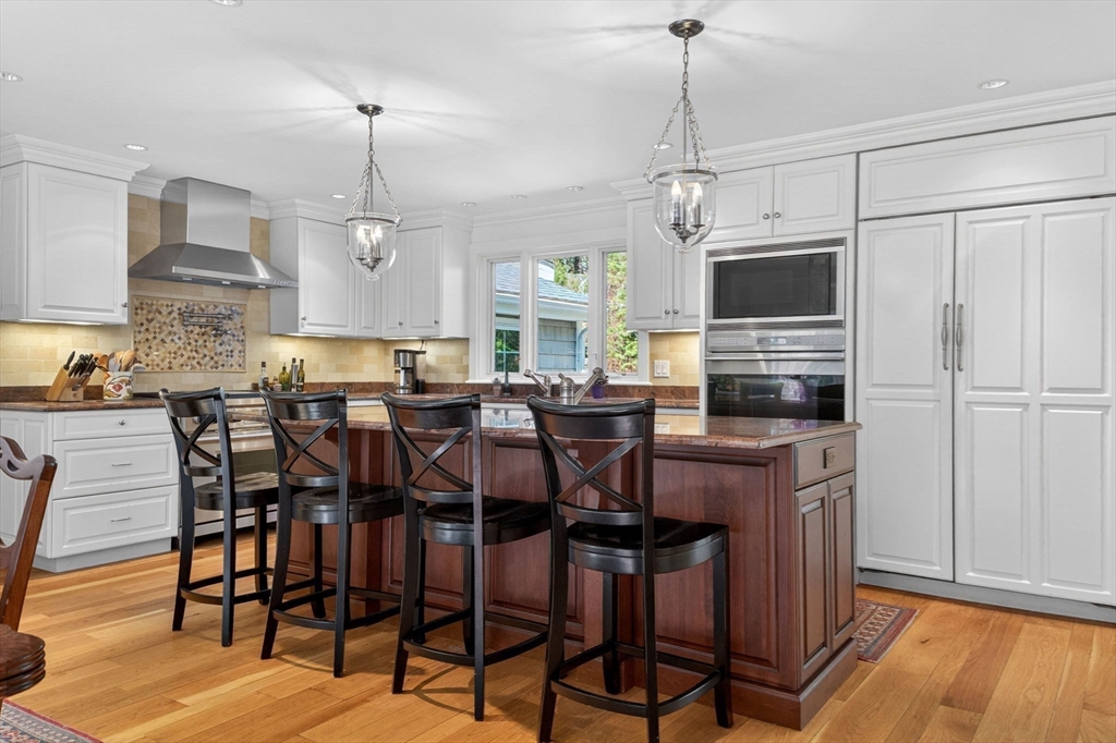 8 Buttercup Lane Dover, MA 02030 - Photo 3 of 37