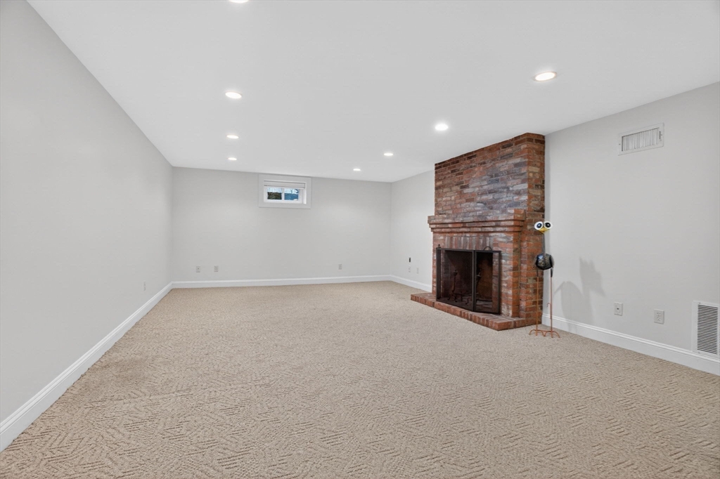 8 Buttercup Lane Dover, MA 02030 - Photo 32 of 37