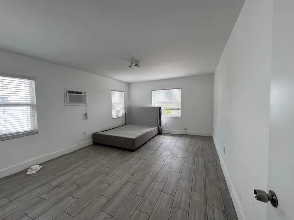 $1,800 | 7910 Abbott Avenue, Unit 6, Miami Beach, FL 33141