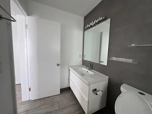 $1,800 | 7910 Abbott Avenue, Unit 6, Miami Beach, FL 33141