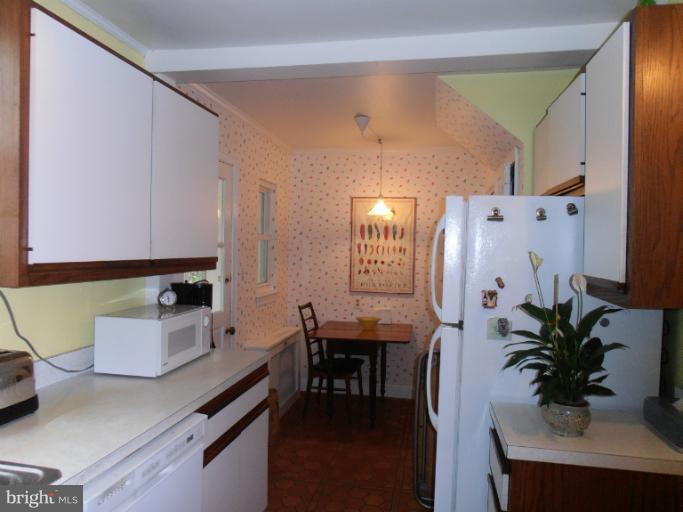 4707 Dover Road Bethesda, MD 20816 - Photo 2 of 26 Kitchen