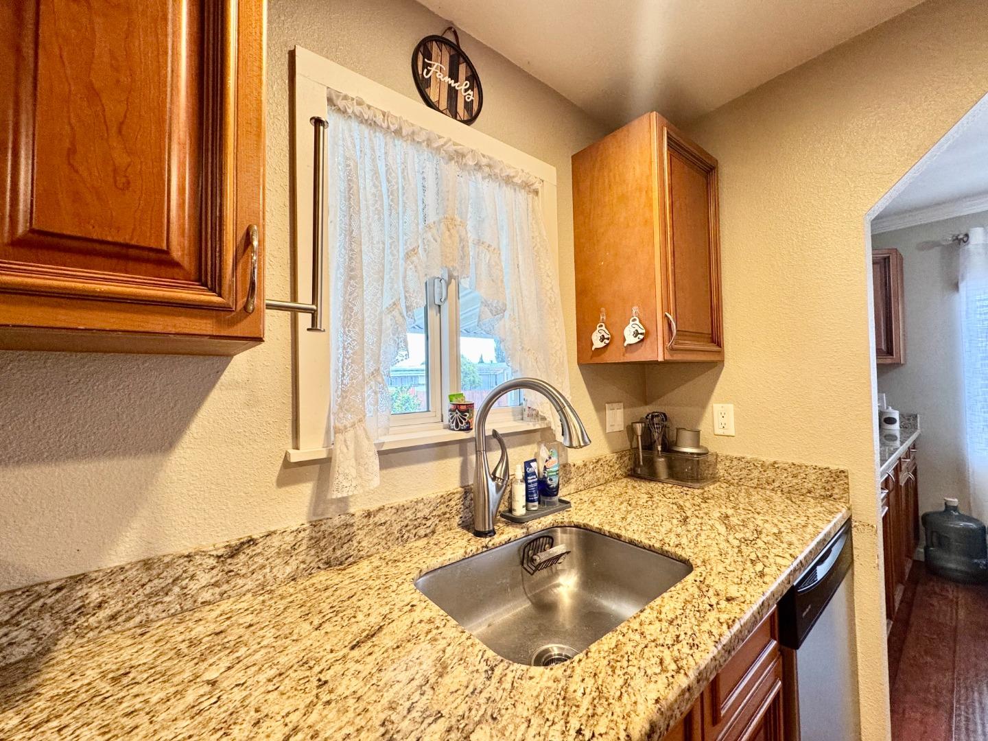 2151 Oakland Road, Unit 22 San Jose, CA 95131 - Photo 8 of 12