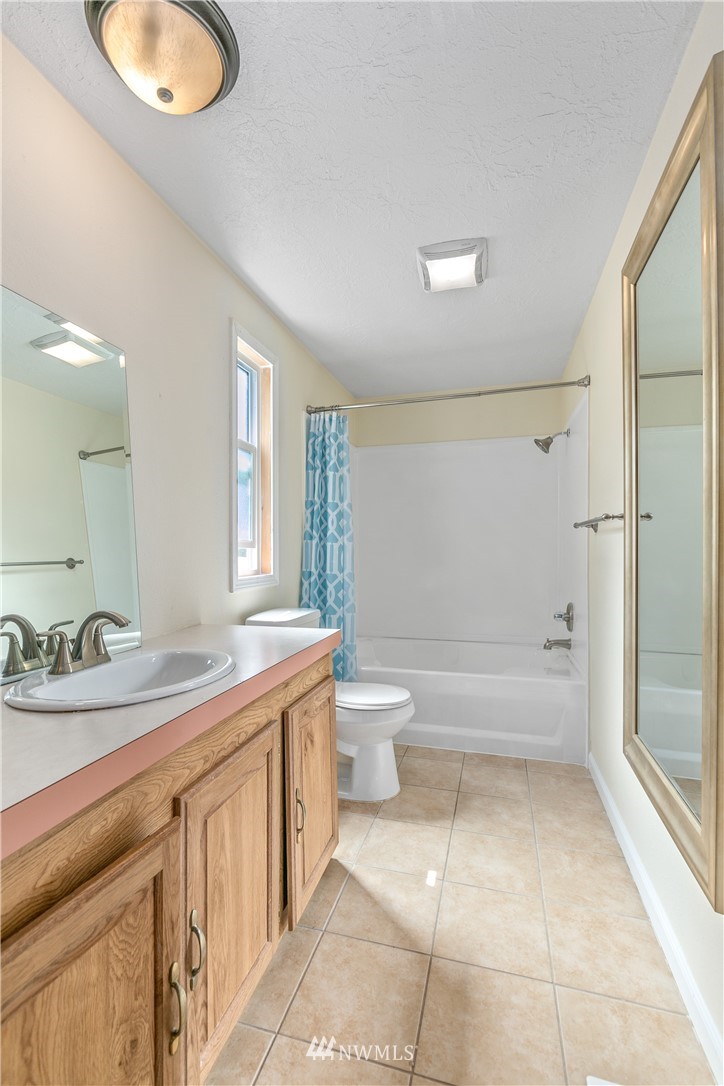 6263 Shamrock Road Maple Falls, WA 98266 - Photo 18 of 25 Gallery Image 18