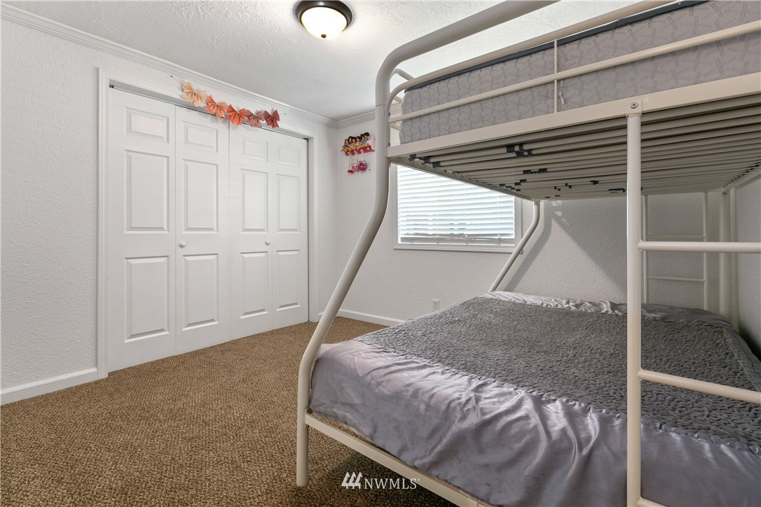 6263 Shamrock Road Maple Falls, WA 98266 - Photo 19 of 25 Gallery Image 19