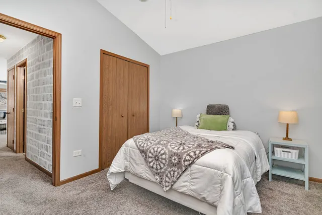 $210,000 | 2670 Jodee Drive, Unit B, Joliet, IL 60436