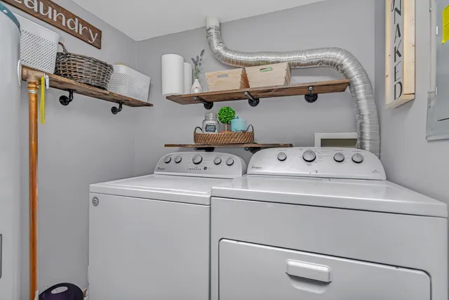 $210,000 | 2670 Jodee Drive, Unit B, Joliet, IL 60436