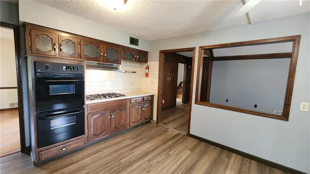 $439,000 | 24320 South Grabe Road, Peculiar, MO 64078