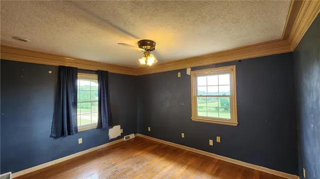 $439,000 | 24320 South Grabe Road, Peculiar, MO 64078