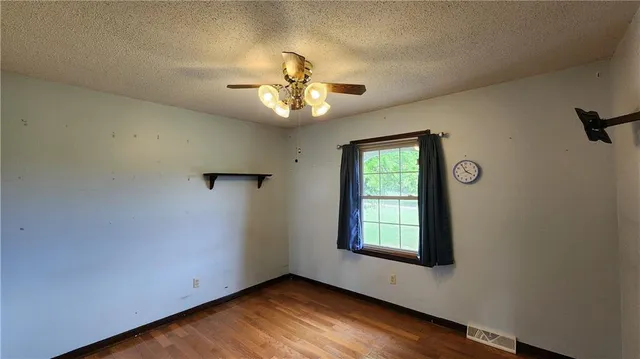 $439,000 | 24320 South Grabe Road, Peculiar, MO 64078