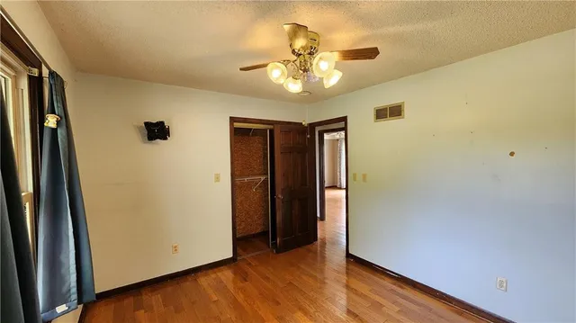 $439,000 | 24320 South Grabe Road, Peculiar, MO 64078