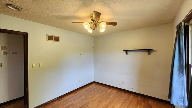 $439,000 | 24320 South Grabe Road, Peculiar, MO 64078