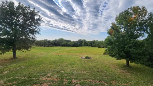 $439,000 | 24320 South Grabe Road, Peculiar, MO 64078