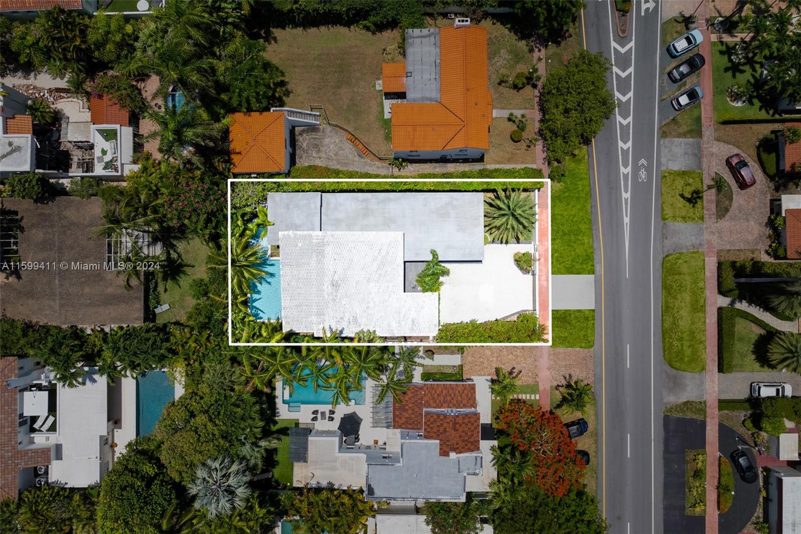 5225 La Gorce Drive Miami Beach, FL 33140 - Photo 58 of 64 an aerial view of house with a yard