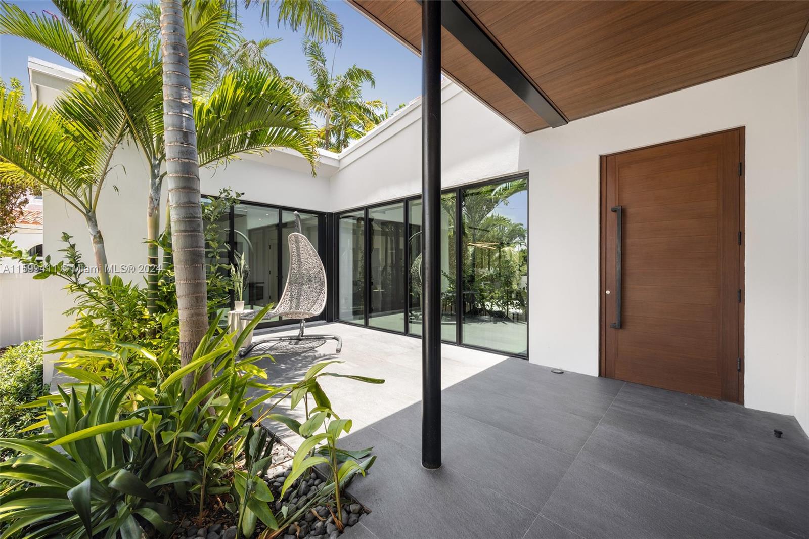 5225 La Gorce Drive Miami Beach, FL 33140 - Photo 7 of 64