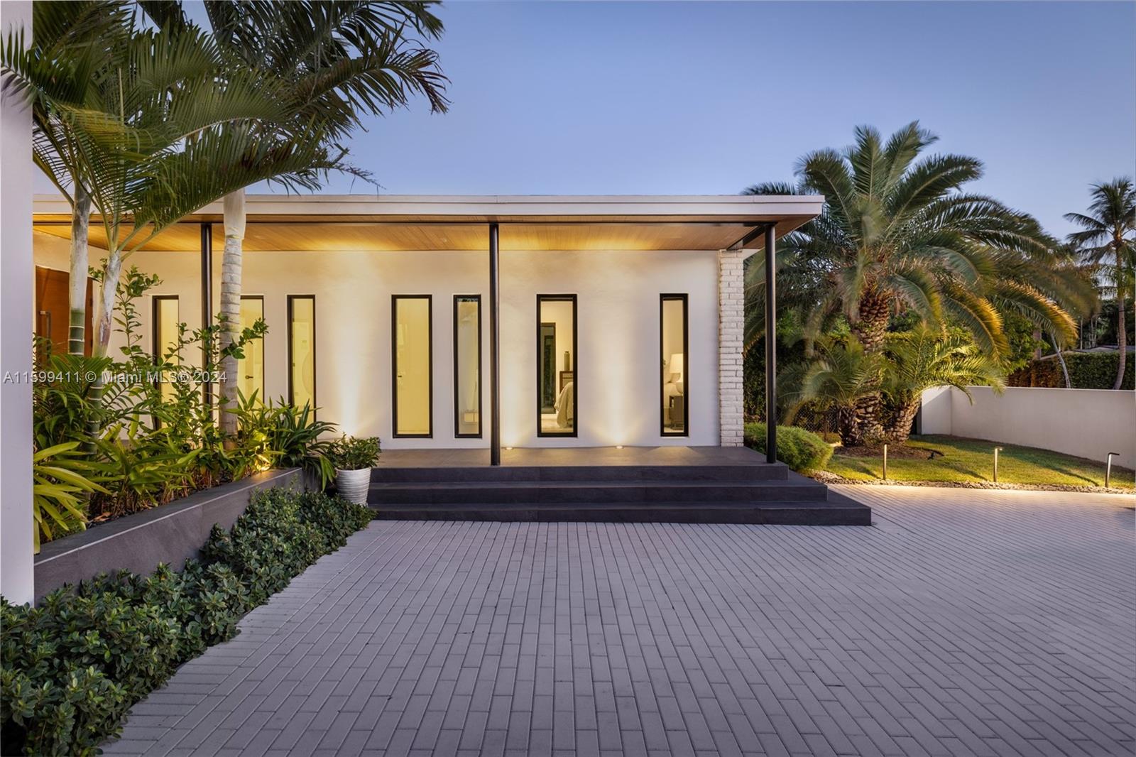 5225 La Gorce Drive Miami Beach, FL 33140 - Photo 10 of 64