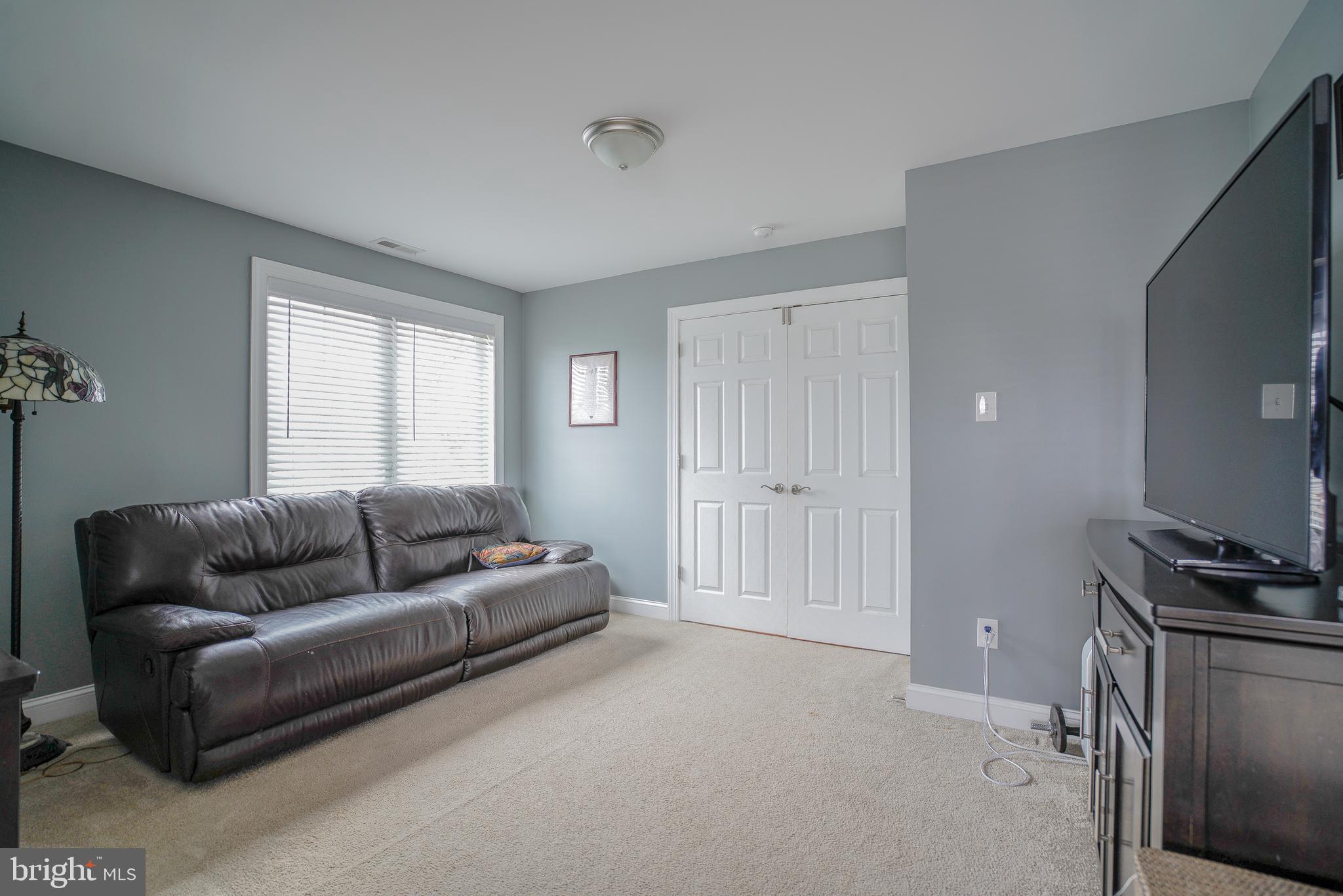 9217 Annapolis Road Philadelphia, PA 19114 - Photo 13 of 28 Gallery Image 13