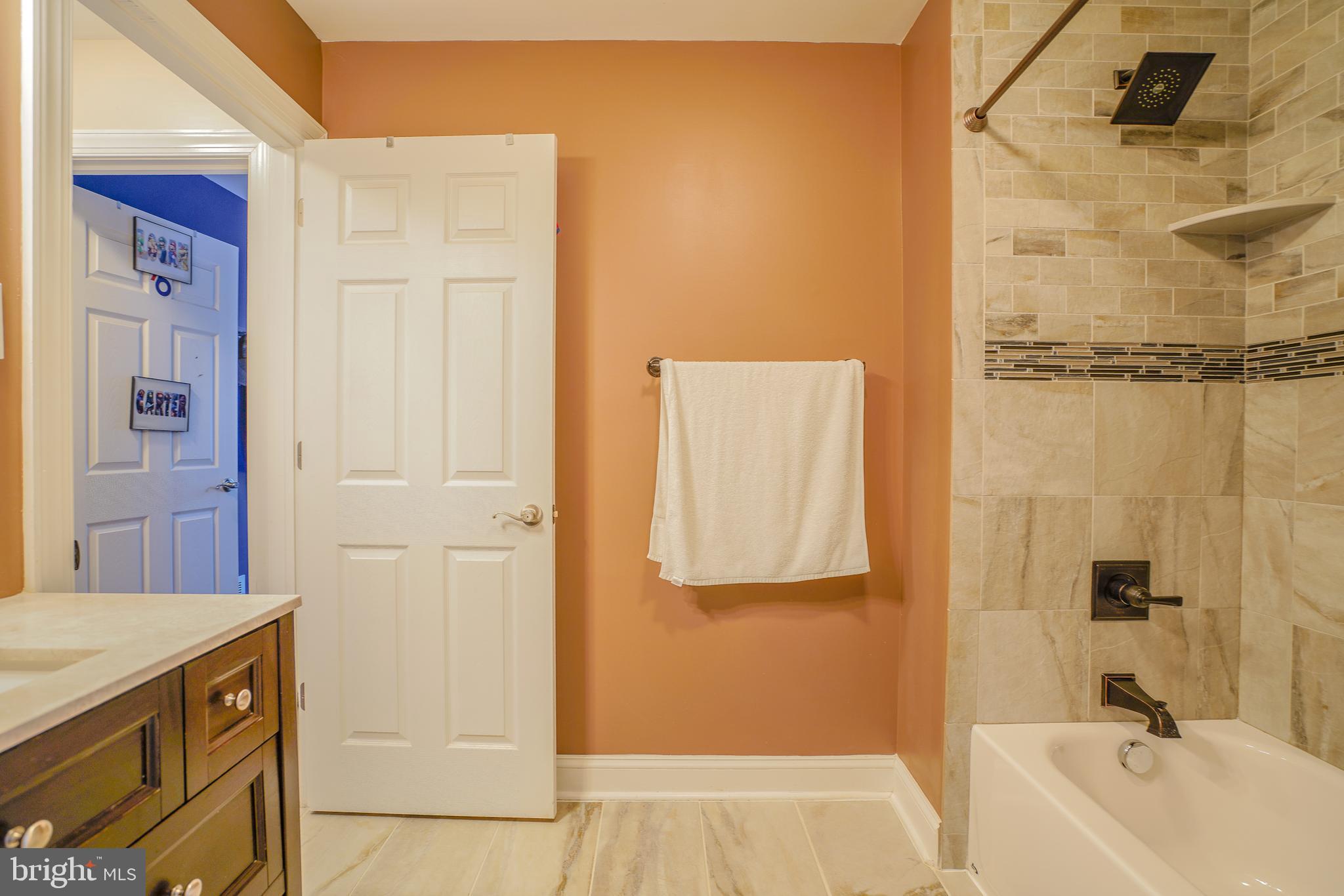 9217 Annapolis Road Philadelphia, PA 19114 - Photo 14 of 28 Gallery Image 14