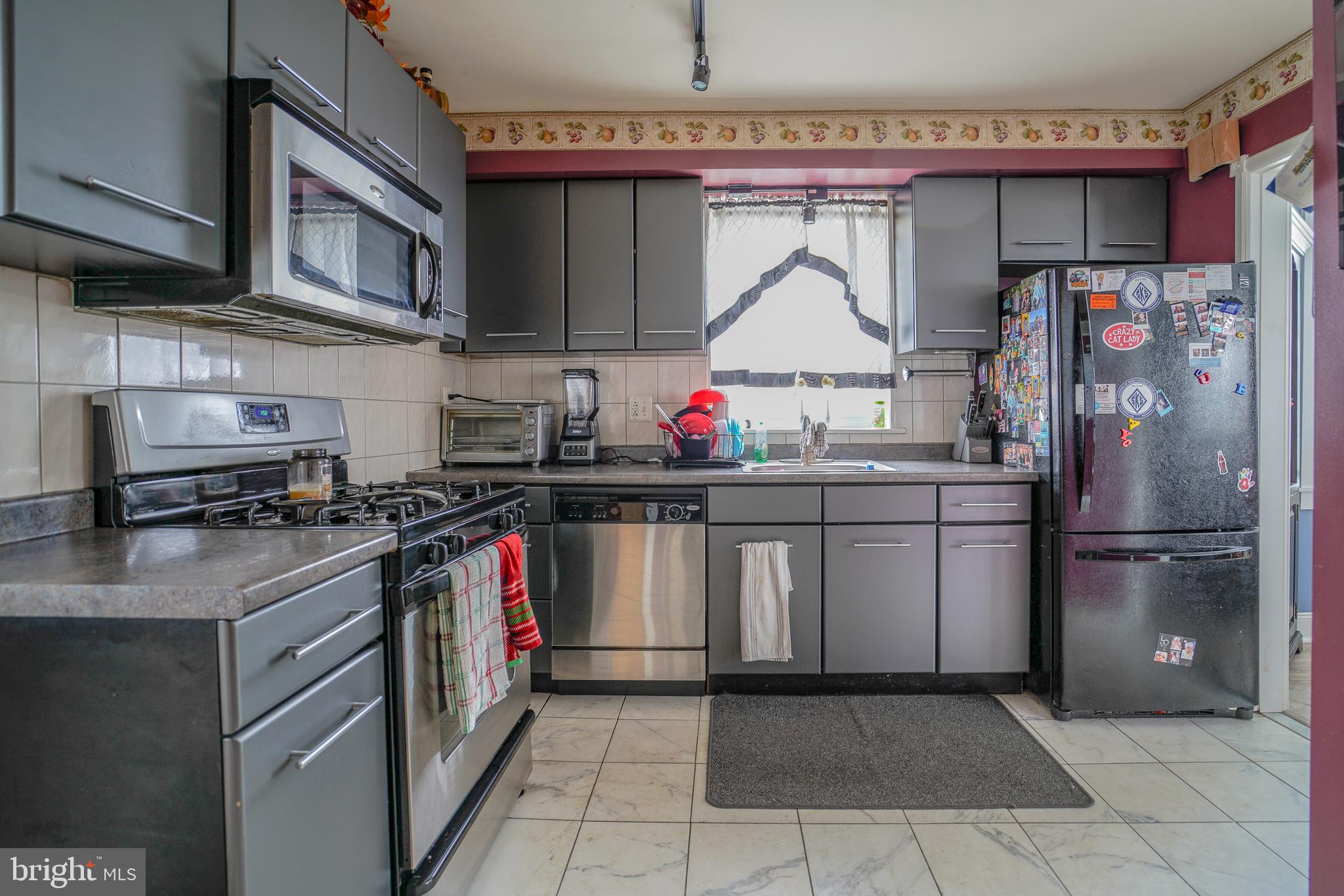 9217 Annapolis Road Philadelphia, PA 19114 - Photo 6 of 28 Gallery Image 6