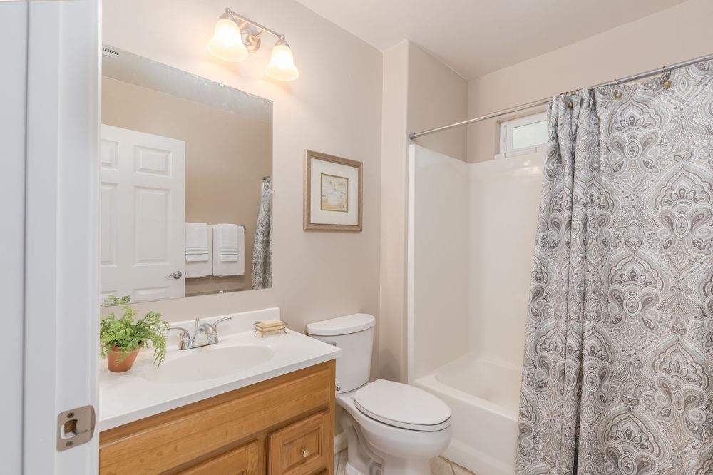 111 Roache Road Freedom, CA 95019 - Photo 10 of 22 Gallery Image 10