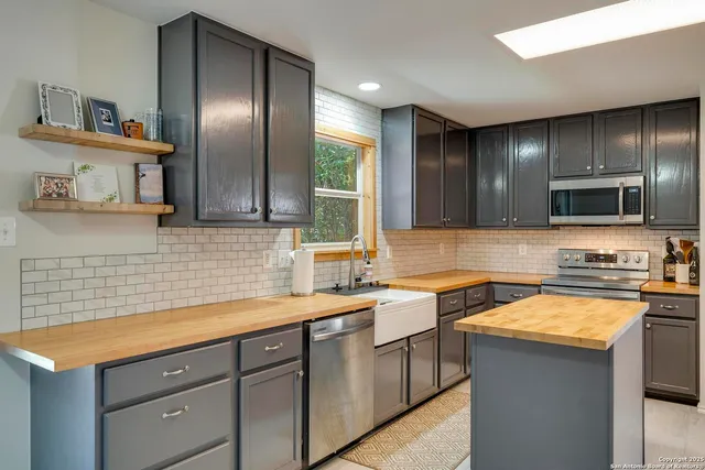 $305,000 | 7731 Wexford Ridge, San Antonio, TX 78240