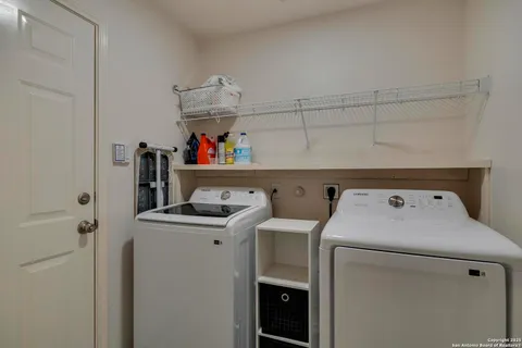 $299,000 | 7731 Wexford Ridge, San Antonio, TX 78240