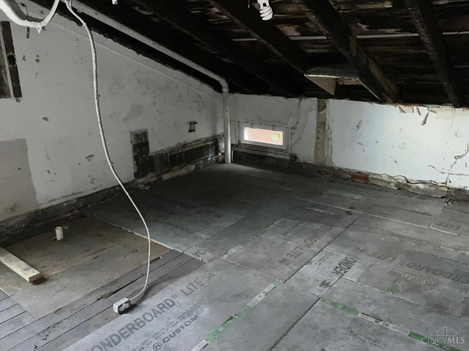 923 Findlay Street Cincinnati, OH 45214 - Photo 23 of 27