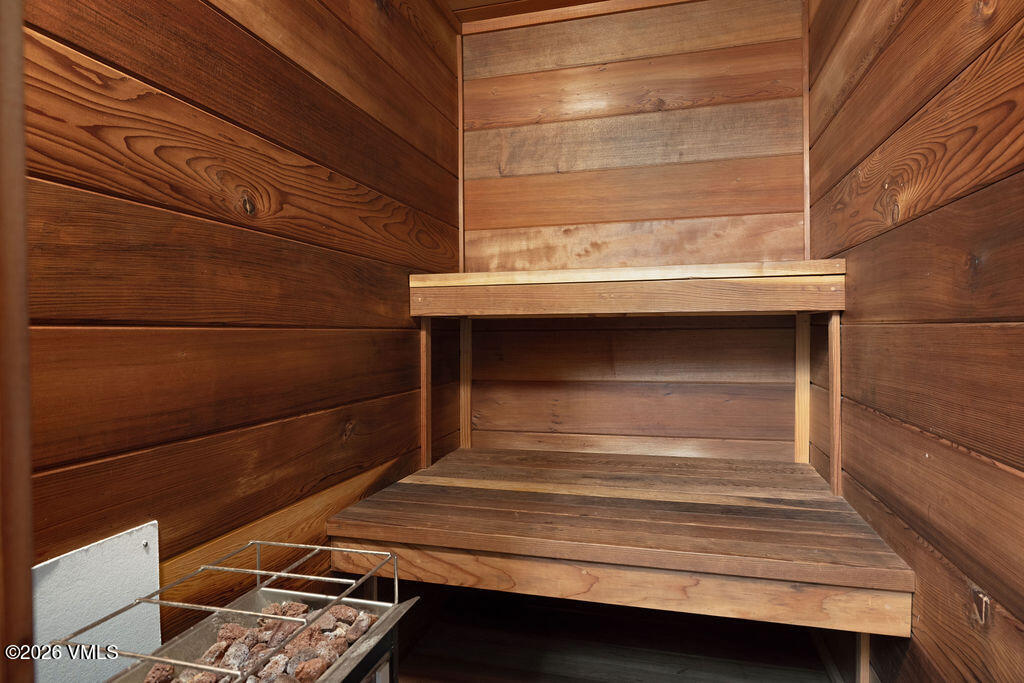 440 Nottingham Road, Unit 14 Avon, CO 81620 - Photo 15 of 32 2607_chambertin_th_14_interior_sauna02