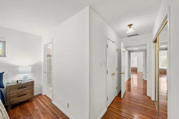 $989,000 | 880 Laverstock Way, Sacramento, CA 95864