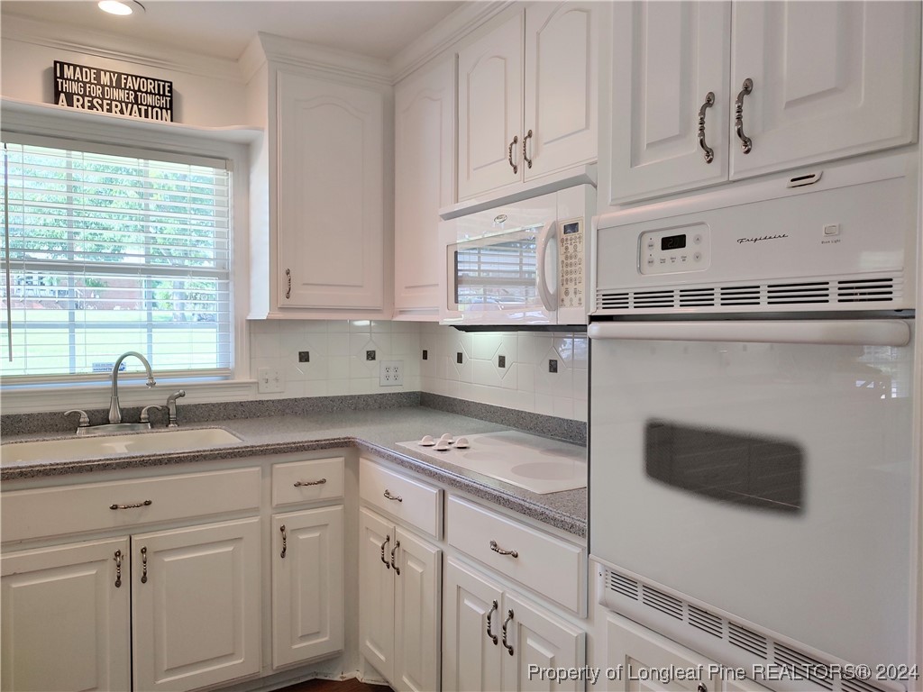 619 McLeod Drive Sanford, NC 27330 - Photo 3 of 42