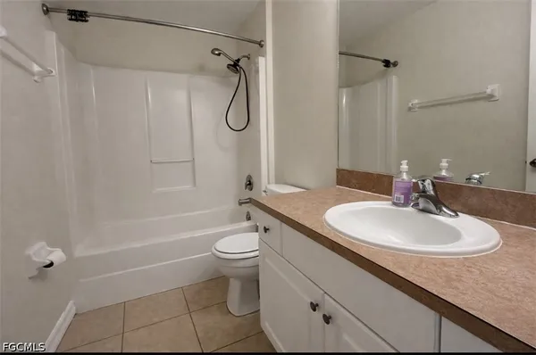 $1,895 | 2010 Northeast 13th Place, Cape Coral, FL 33909