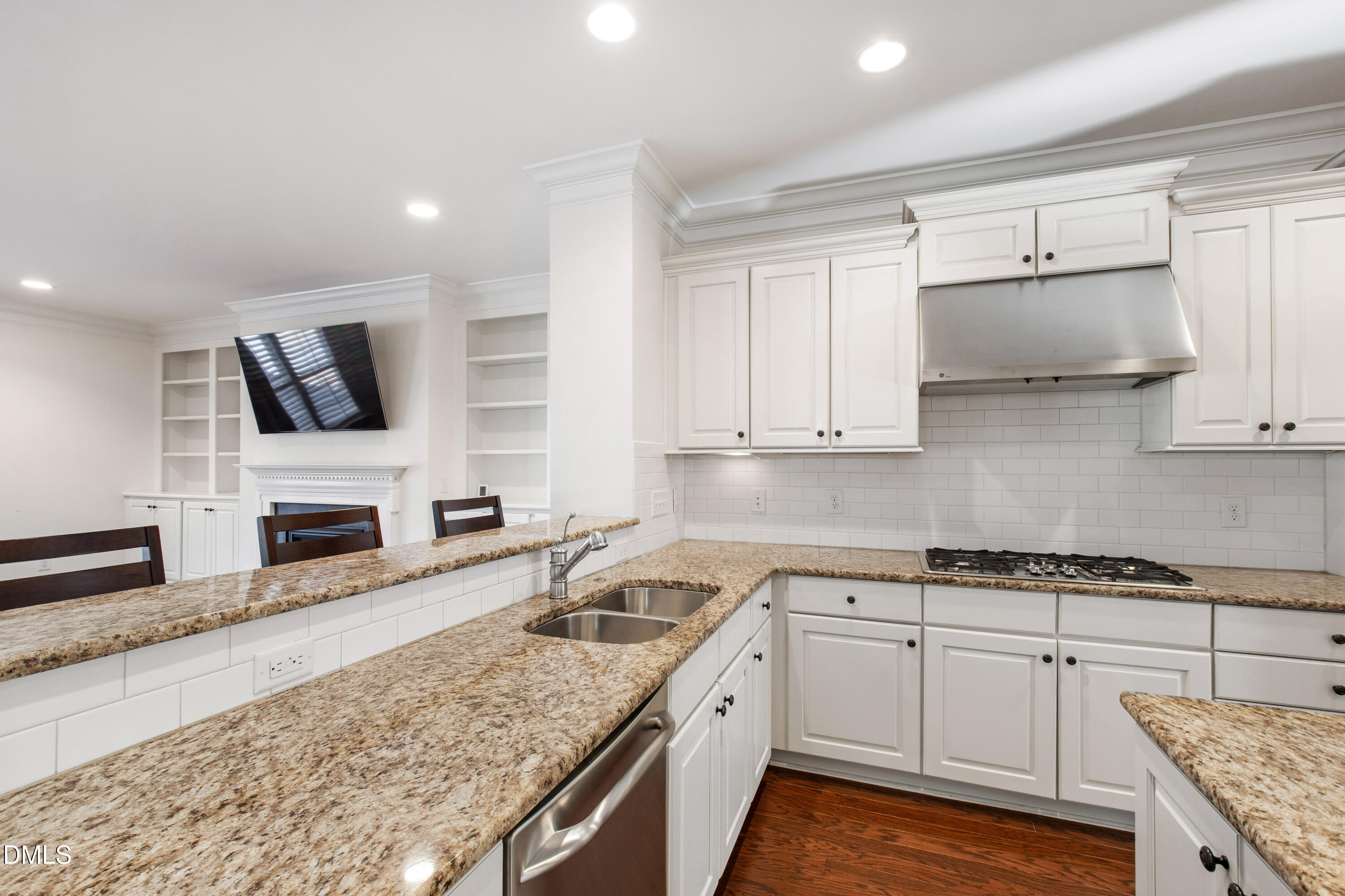 230 Penley Circle Raleigh, NC 27609 - Photo 21 of 58 PenleyReshoot-12