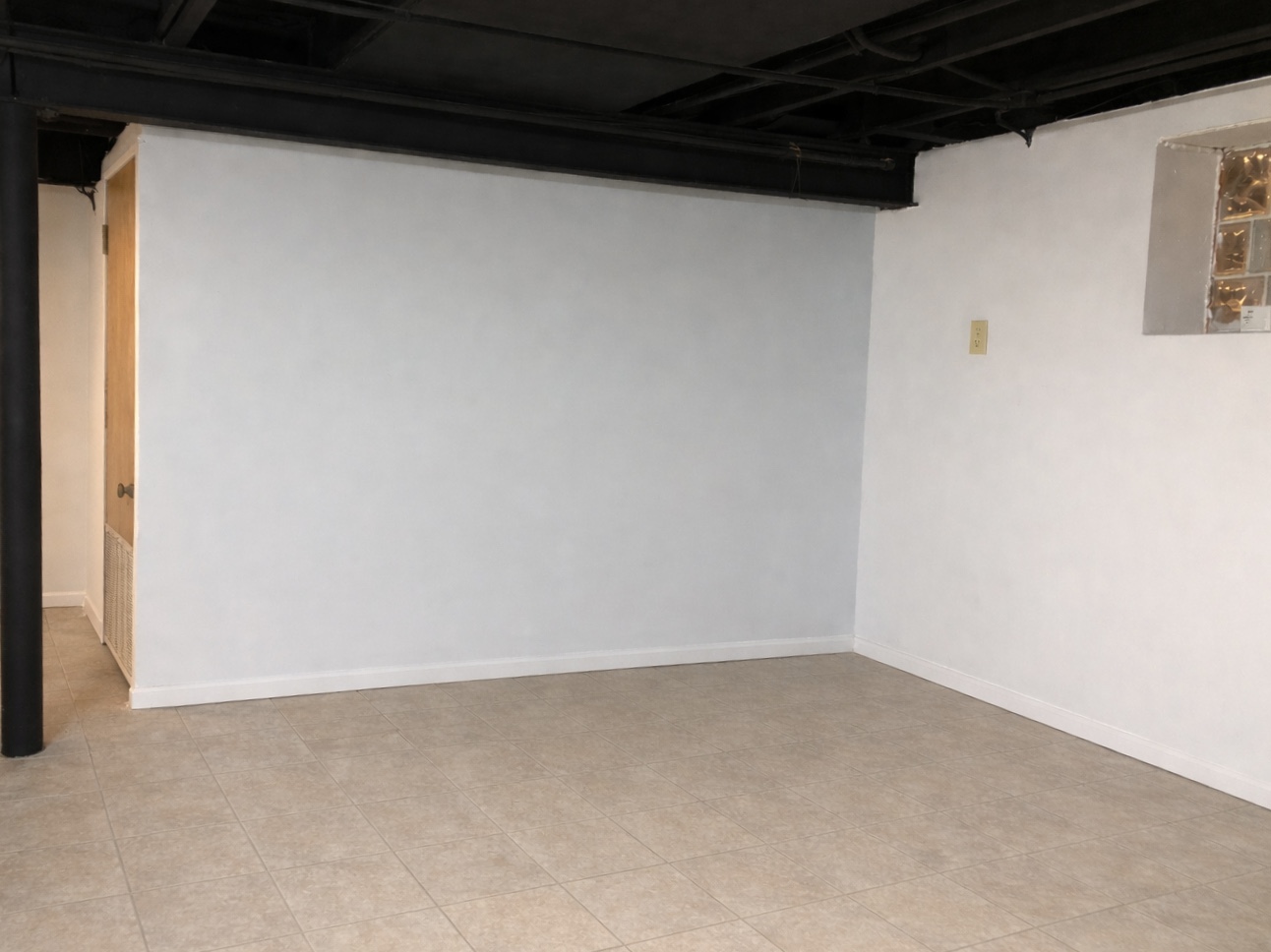 9044 South Merrill Avenue Chicago, IL 60617 - Photo 38 of 46 a view of small space