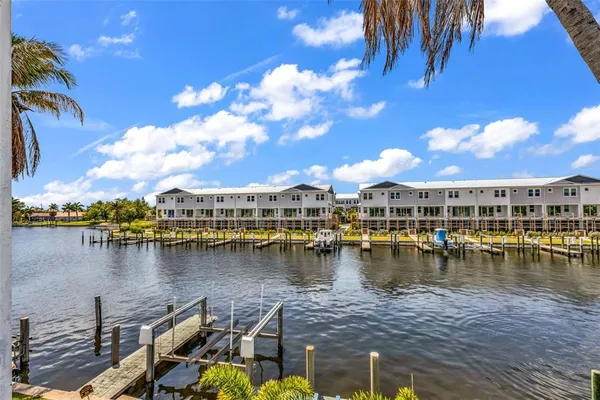 $3,500 | 276 Lewis Circle, Unit 112, Punta Gorda, FL 33950