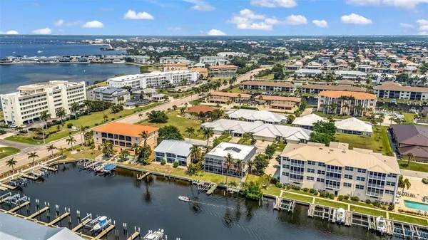 $3,500 | 276 Lewis Circle, Unit 112, Punta Gorda, FL 33950