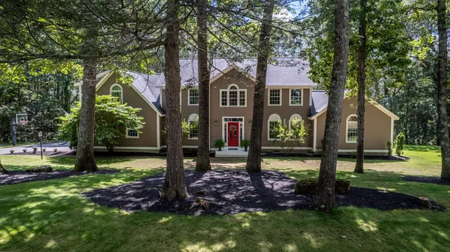 $1,250,000 | 37 Gale Road, Hampton, NH 03842