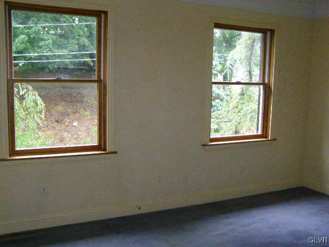 3448 Quarry Street Whitehall, PA 18052 - Photo 17 of 17 an empty room with a window