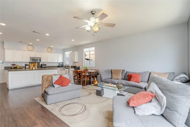 $5,000 | 39112 Desert Holly Lane, Palmdale, CA 93551