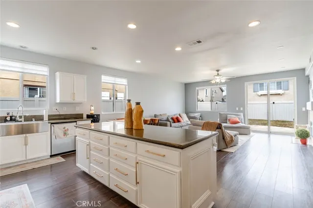 $5,000 | 39112 Desert Holly Lane, Palmdale, CA 93551