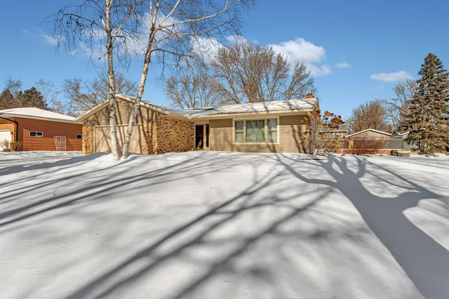 $335,000 | 608 24th Avenue Southwest, Willmar, MN 56201