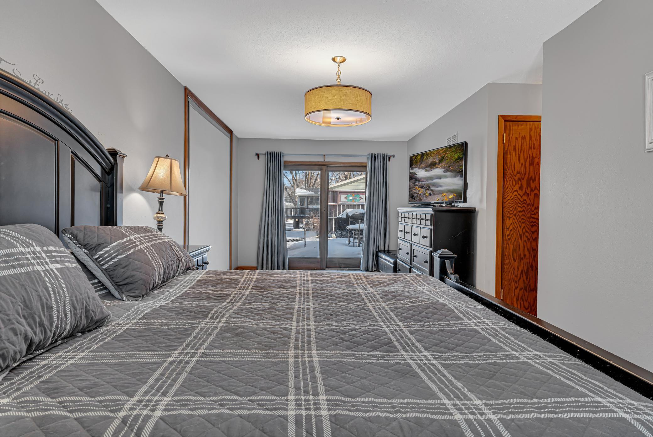 608 24th Avenue Southwest Willmar, MN 56201 - Photo 8 of 23