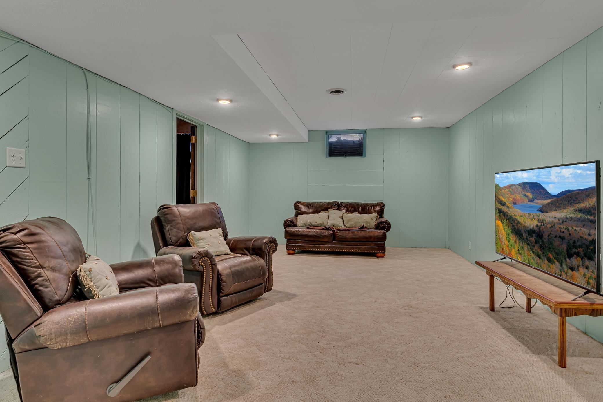 608 24th Avenue Southwest Willmar, MN 56201 - Photo 10 of 23