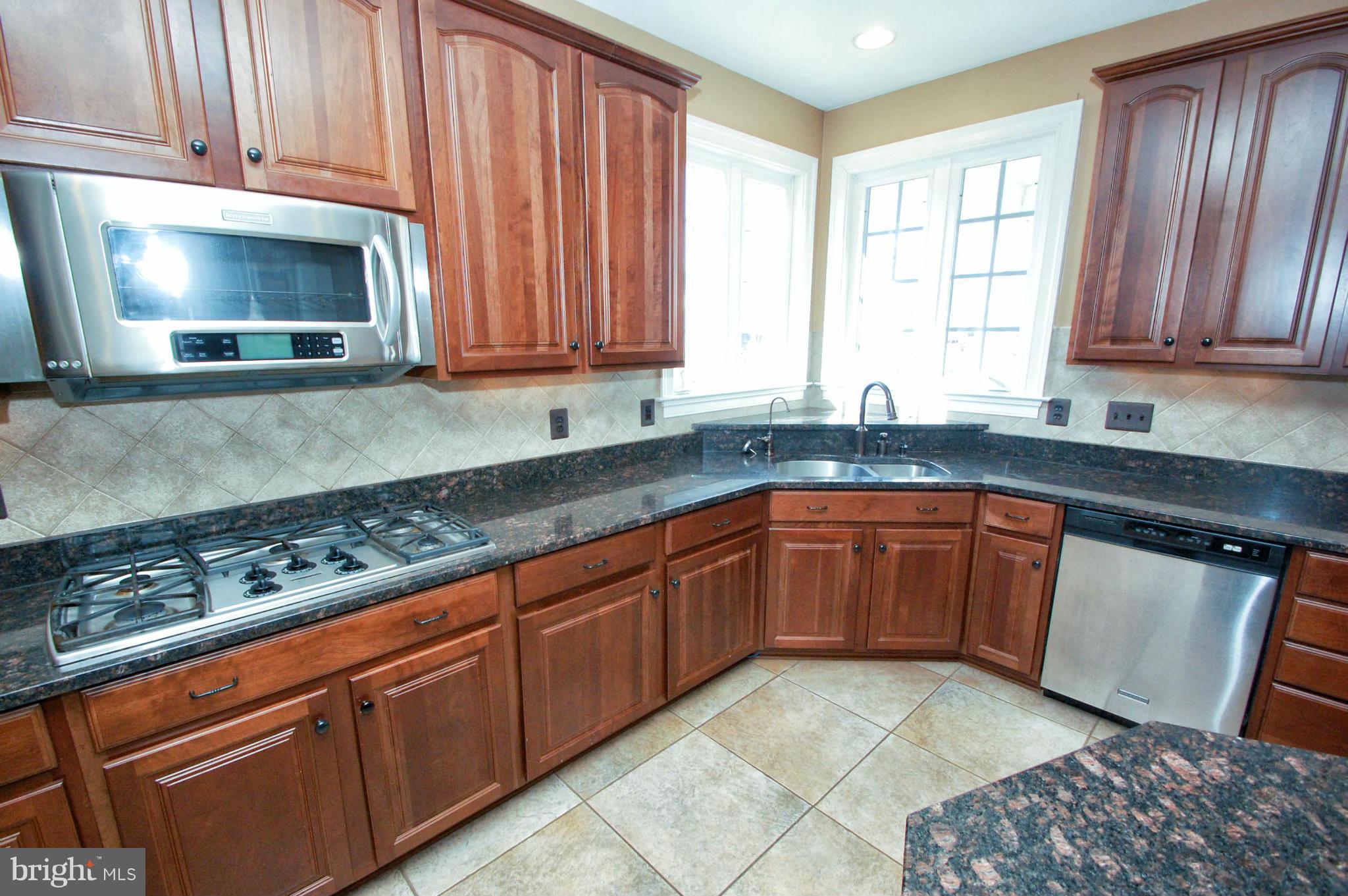 4618 Spring Run Road Warrenton, VA 20187 - Photo 10 of 30 Kitchen