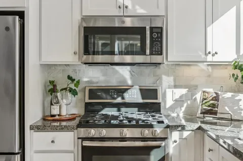 $1,348,000 | 160 Tilton Avenue, San Mateo, CA 94401
