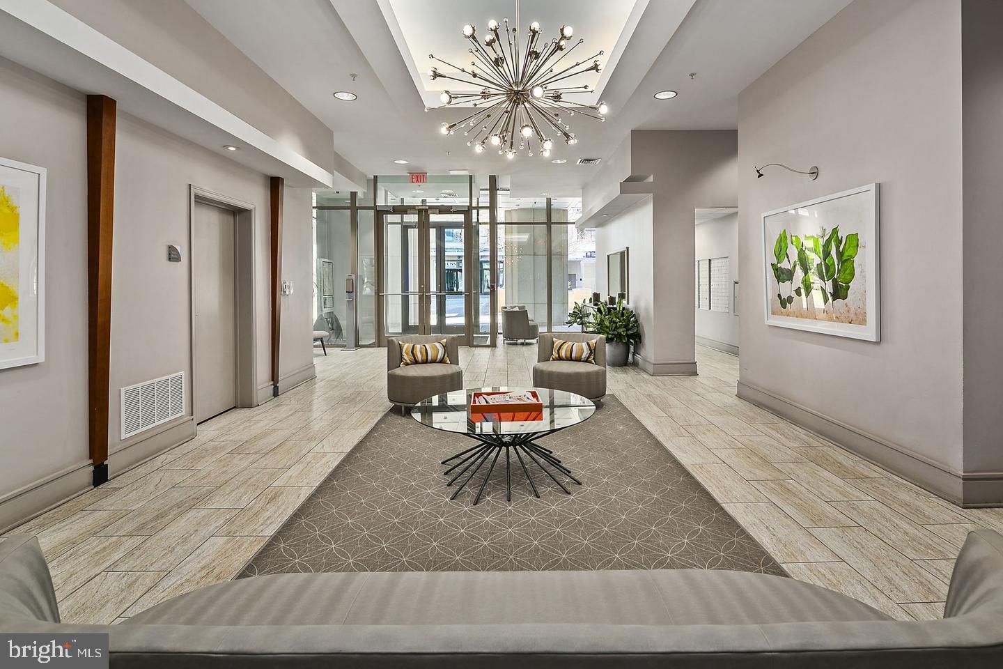 3650 South Glebe Road, Unit 662 Arlington, VA 22202 - Photo 42 of 63 a living room with furniture and a large window