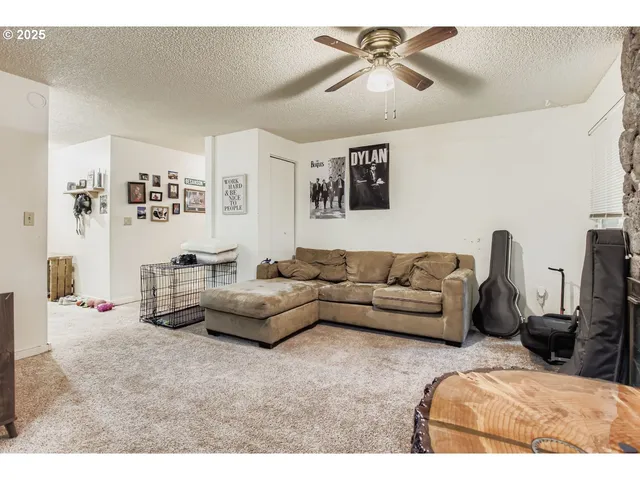 $585,000 | 19787 Southwest 67th Avenue, Tualatin, OR 97062