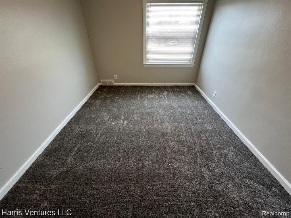 21530-34 Moross Road Grosse Pointe, MI 48236 - Photo 15 of 18