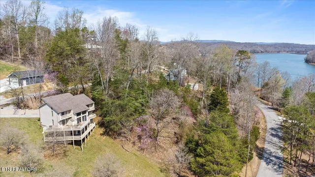 $639,000 | 168 Little Buck Lane, La Follette, TN 37766