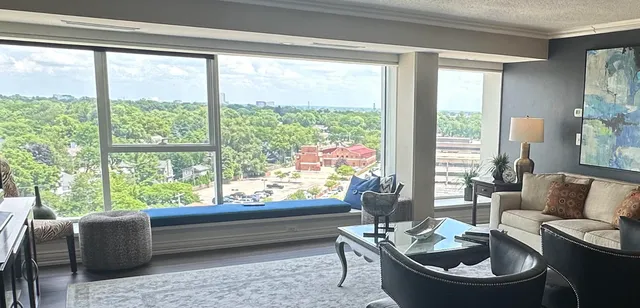 $4,345 | 555 South Old Woodward Avenue, Unit 1508, Birmingham, MI 48009