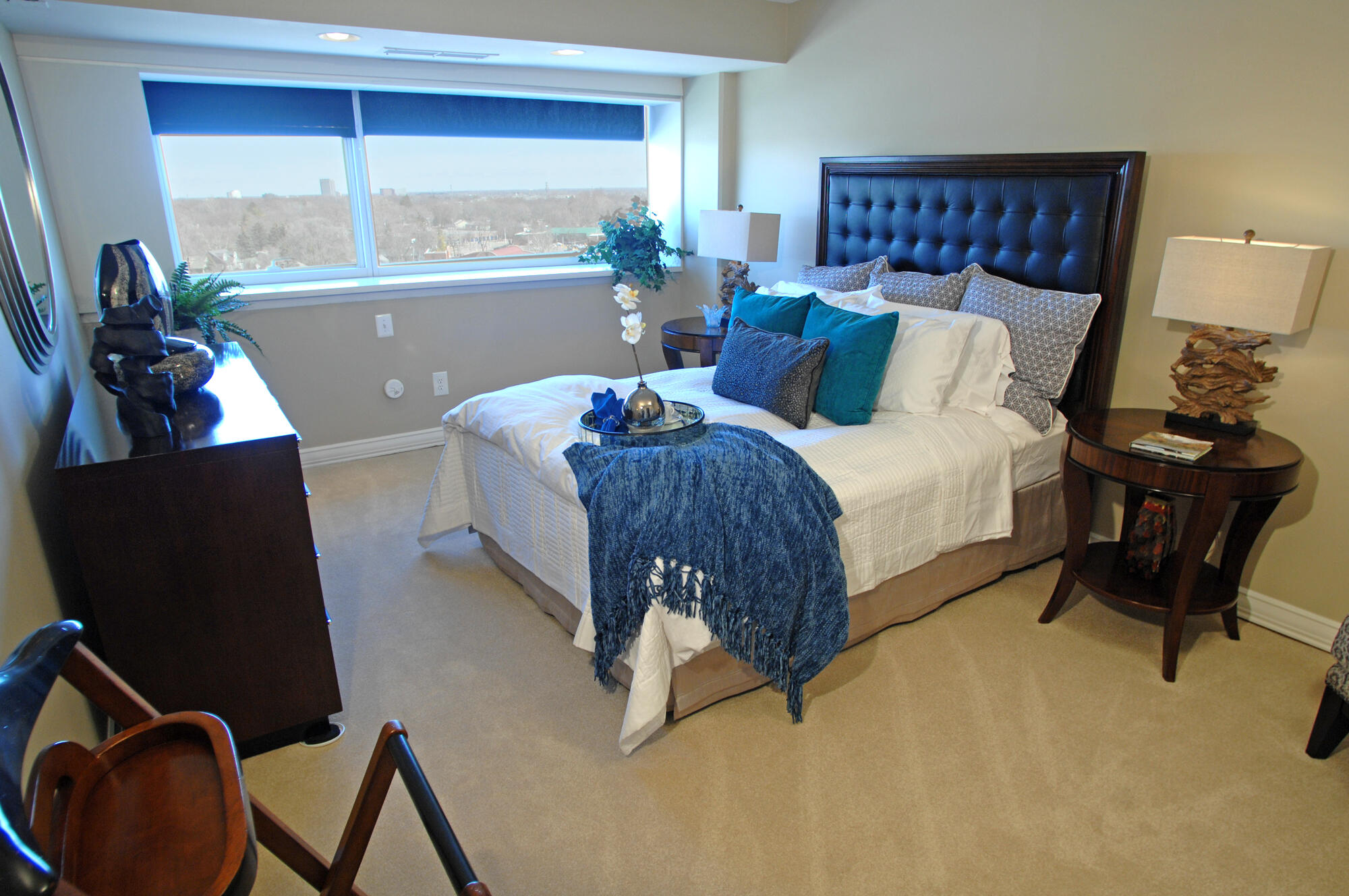 555 South Old Woodward Avenue, Unit 1508 Birmingham, MI 48009 - Photo 6 of 15 7. MASTER BEDROOM