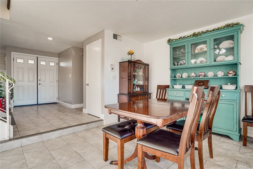 11265 Knott Avenue Cypress, CA 90630 - Photo 12 of 43